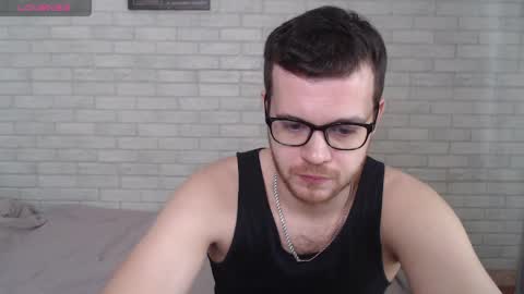 Snapshot of electric_smile chatting on May 2026 07:02:02 AM Alex online show from May 2026 07:02:02 AM