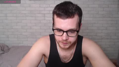Snapshot of electric_smile chatting on May 2026 07:08:01 PM Alex online show from May 2026 07:08:01 PM