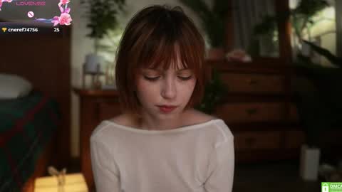 Snapshot of electric_woman chatting on September 2025 01:46:01 PM Aleksa online show from September 2025 01:46:01 PM