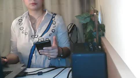 Julia Follow me on Onlyfansju grosroberts online show from February 2025 01:06:01 PM