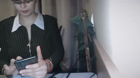 Julia Follow me on Onlyfansju grosroberts online show from February 2025 09:02:01 PM