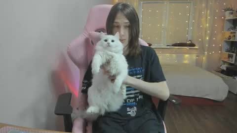 eleganc3 online show from February 2026 06:28:02 PM