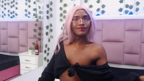 LUISA online show from May 2026 07:33:01 PM