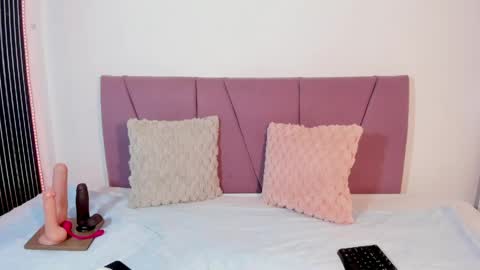 elena_wolff online show from April 2026 07:44:02 PM