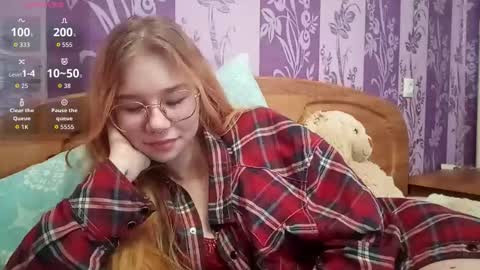 Mia online show from February 2026 03:43:02 AM