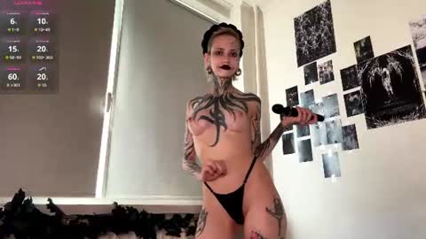 Mia online show from June 2026 11:24:02 AM