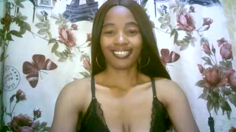 elenah013 online show from December 2025 06:40:02 AM