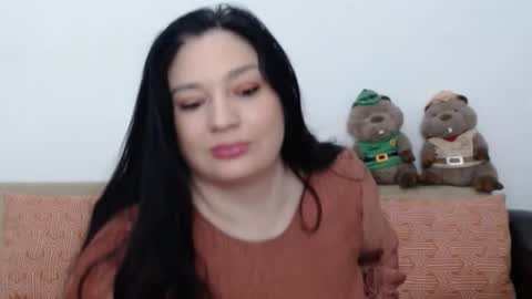 Snapshot of elenatroyy chatting on March 2025 09:48:01 PM ElenaTroyy online show from March 2025 09:48:01 PM