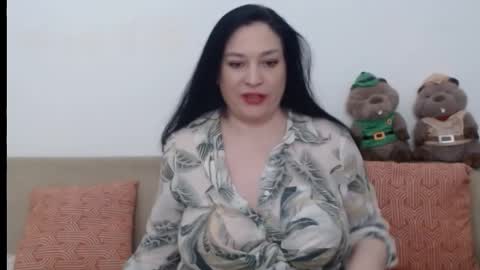 Snapshot of elenatroyy chatting on March 2025 09:22:01 PM ElenaTroyy online show from March 2025 09:22:01 PM