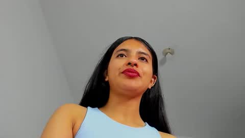 Elena  online show from January 2026 11:37:02 AM