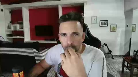 Snapshot of elfetas chatting on January 2025 01:21:01 AM elfetas online show from January 2025 01:21:01 AM