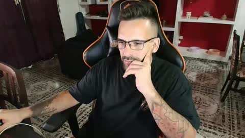 Snapshot of elfetas chatting on January 2025 02:32:02 AM elfetas online show from January 2025 02:32:02 AM