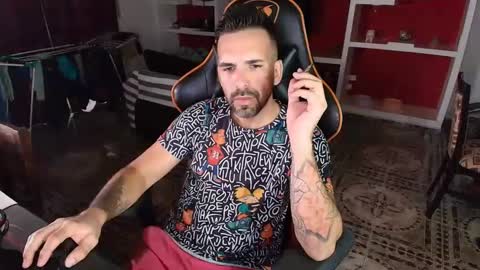 Snapshot of elfetas chatting on February 2025 01:52:01 AM elfetas online show from February 2025 01:52:01 AM
