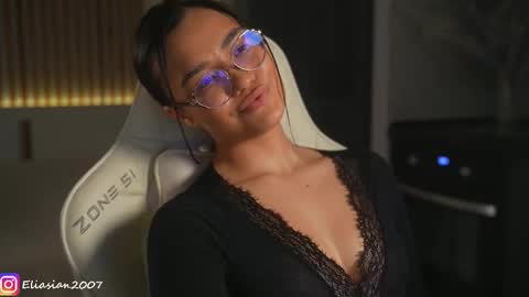 Snapshot of eli_asian chatting on March 2026 12:27:02 PM Eli online show from March 2026 12:27:02 PM