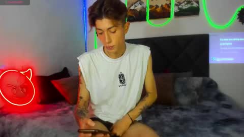 Snapshot of eliann_adam chatting on September 2025 07:33:02 AM eliann_adam online show from September 2025 07:33:02 AM
