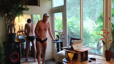 eliberator online show from October 2025 07:01:02 PM