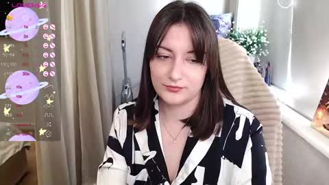 Elise online show from September 2025 02:59:02 AM