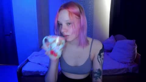 elieiza_xo online show from February 2026 09:13:02 AM