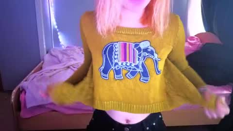 elieiza_xo online show from May 2026 09:25:02 AM
