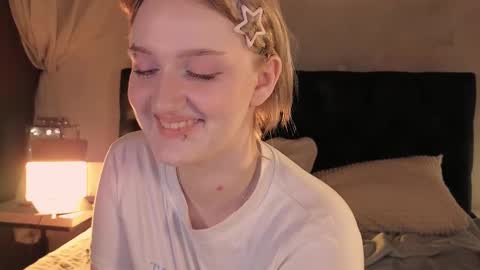 Snapshot of eliejay chatting on February 2026 05:25:01 AM Ellie online show from February 2026 05:25:01 AM