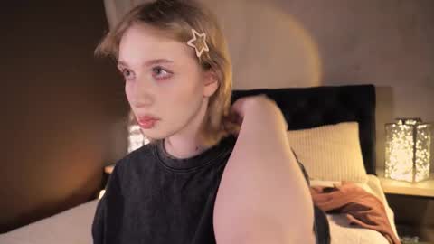 Snapshot of eliejay chatting on February 2026 05:14:02 AM Ellie online show from February 2026 05:14:02 AM