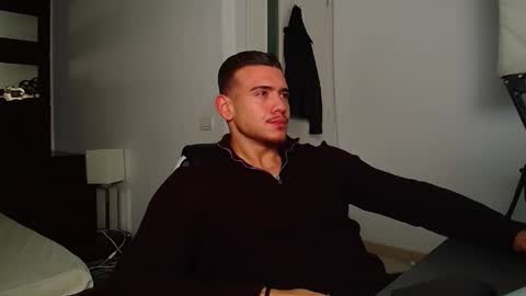 ElijahThorne online show from November 2025 05:51:02 AM