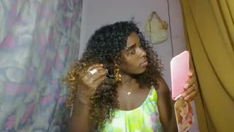 elina981 online show from April 2026 10:19:02 PM