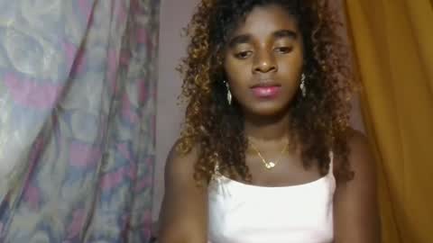 elina981 online show from May 2026 10:53:02 AM