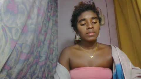 elina981 online show from May 2026 08:19:01 AM
