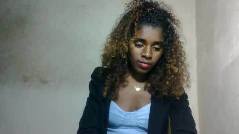 elina981 online show from June 2026 02:47:02 PM
