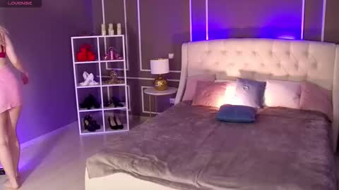 Snapshot of elina_nortas chatting on October 2025 01:36:02 AM Elina online show from October 2025 01:36:02 AM