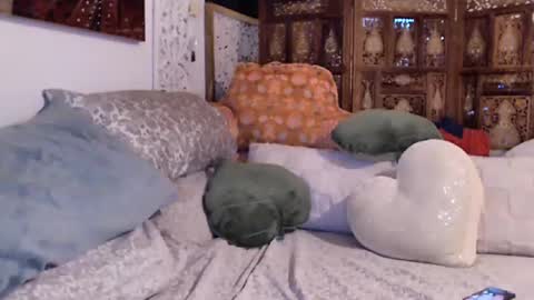 Elinah online show from October 2025 01:28:01 AM