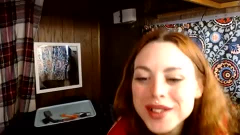 Snapshot of elinalaverins chatting on June 2026 05:12:01 AM Elina online show from June 2026 05:12:01 AM