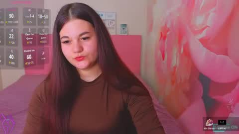 ElinaMils online show from May 2026 11:49:01 AM