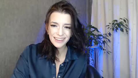 Elina online show from May 2026 10:48:02 PM