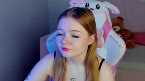 Snapshot of elinavale chatting on May 2026 05:10:02 PM elinavale online show from May 2026 05:10:02 PM