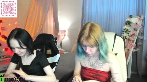 Snapshot of elira_vane chatting on June 2026 03:02:02 AM Elira Vane online show from June 2026 03:02:02 AM