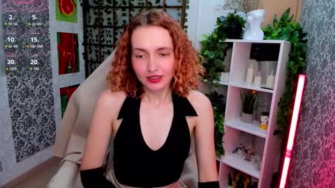 Elis  online show from December 2025 02:38:01 AM