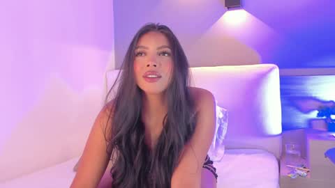Snapshot of elisa_castrillon chatting on May 2026 07:32:02 PM Elisa online show from May 2026 07:32:02 PM