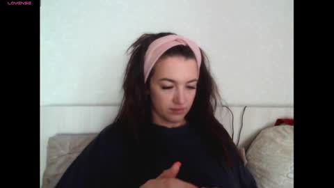 elisa_dove208 online show from October 2025 03:47:01 AM