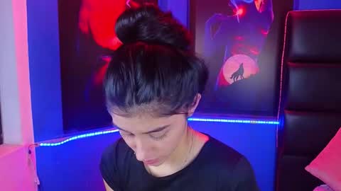 Elisa Soul online show from October 2025 01:33:02 PM