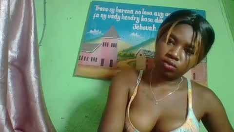 Snapshot of elisabeth2525 chatting on January 2025 06:09:02 AM elisabeth2525 online show from January 2025 06:09:02 AM