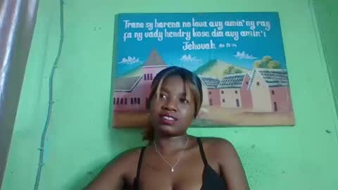 Snapshot of elisabeth2525 chatting on January 2025 05:49:02 PM elisabeth2525 online show from January 2025 05:49:02 PM