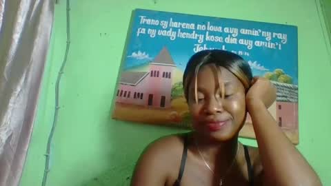 Snapshot of elisabeth2525 chatting on January 2025 03:37:01 AM elisabeth2525 online show from January 2025 03:37:01 AM