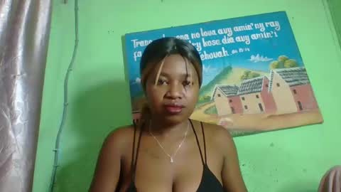 Snapshot of elisabeth2525 chatting on January 2025 05:34:01 AM elisabeth2525 online show from January 2025 05:34:01 AM