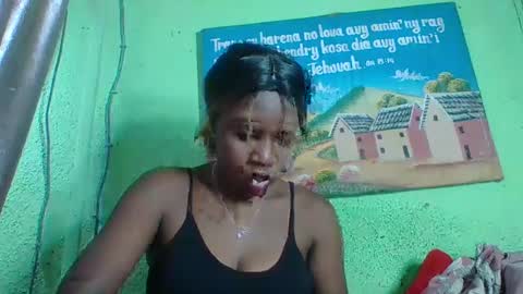 Snapshot of elisabeth2525 chatting on January 2025 03:36:02 PM elisabeth2525 online show from January 2025 03:36:02 PM