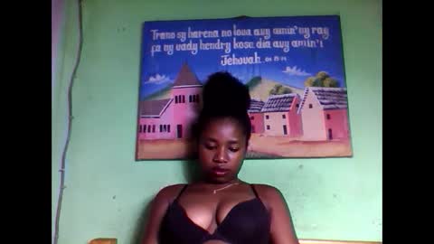 Snapshot of elisabeth2525 chatting on February 2025 02:37:01 PM elisabeth2525 online show from February 2025 02:37:01 PM