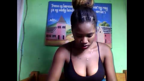 Snapshot of elisabeth2525 chatting on February 2025 08:05:01 AM elisabeth2525 online show from February 2025 08:05:01 AM