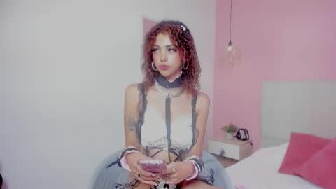 elisabethflores online show from September 2025 01:05:02 PM