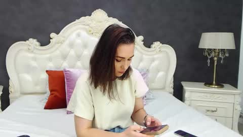 Snapshot of elisabethswan chatting on March 2026 08:54:02 AM Krissy online show from March 2026 08:54:02 AM